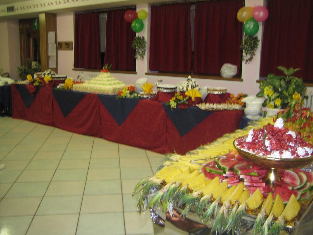 Casa Alpina Sant'Apollinare Hotel Falcade Kültér fotó