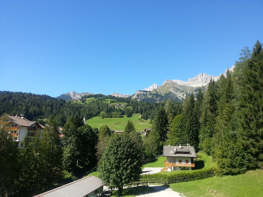 Casa Alpina Sant'Apollinare Hotel Falcade Kültér fotó