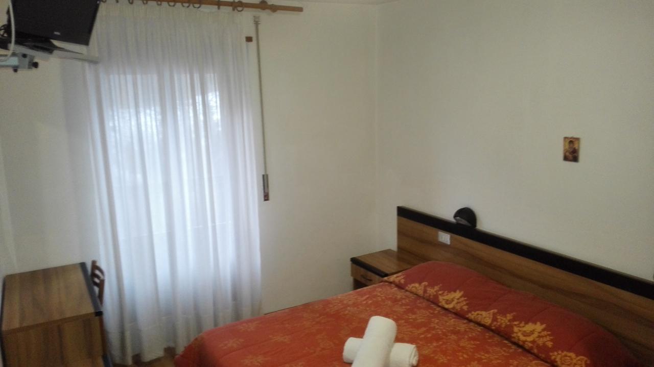 Casa Alpina Sant'Apollinare Hotel Falcade Kültér fotó