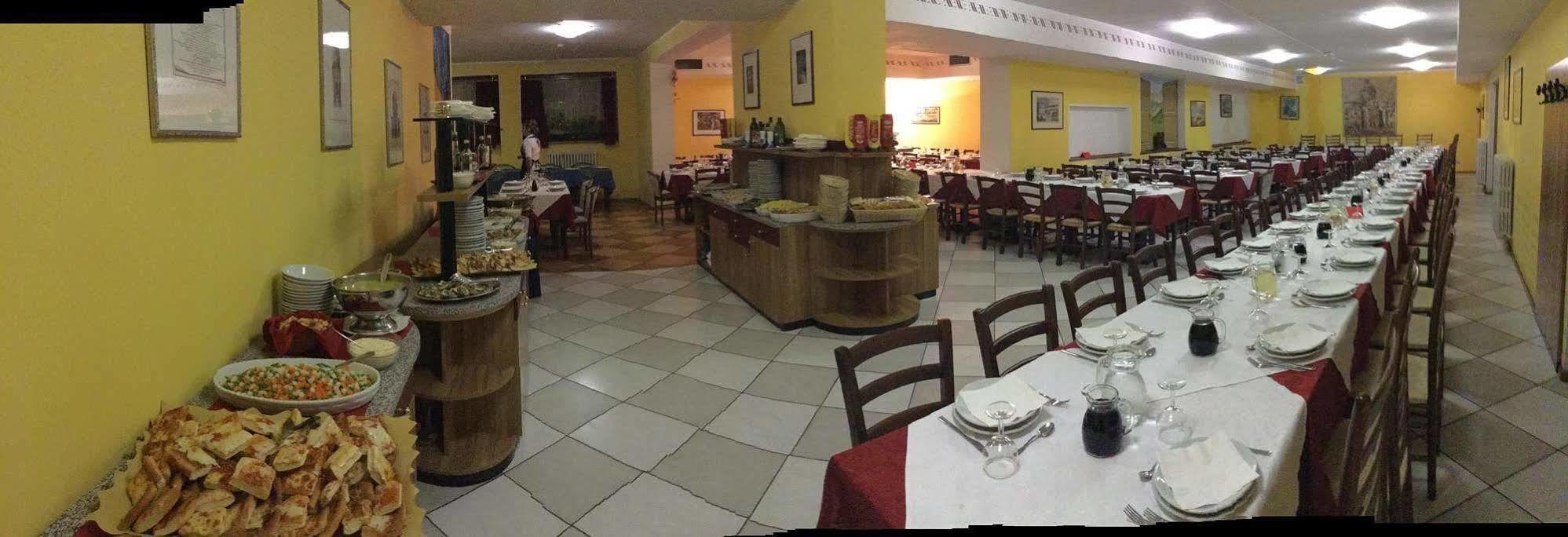 Casa Alpina Sant'Apollinare Hotel Falcade Kültér fotó